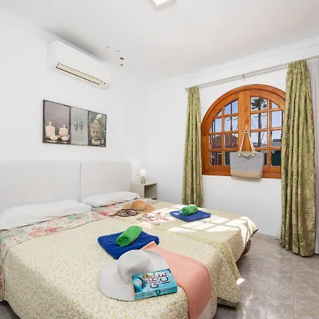 Villa Palmira